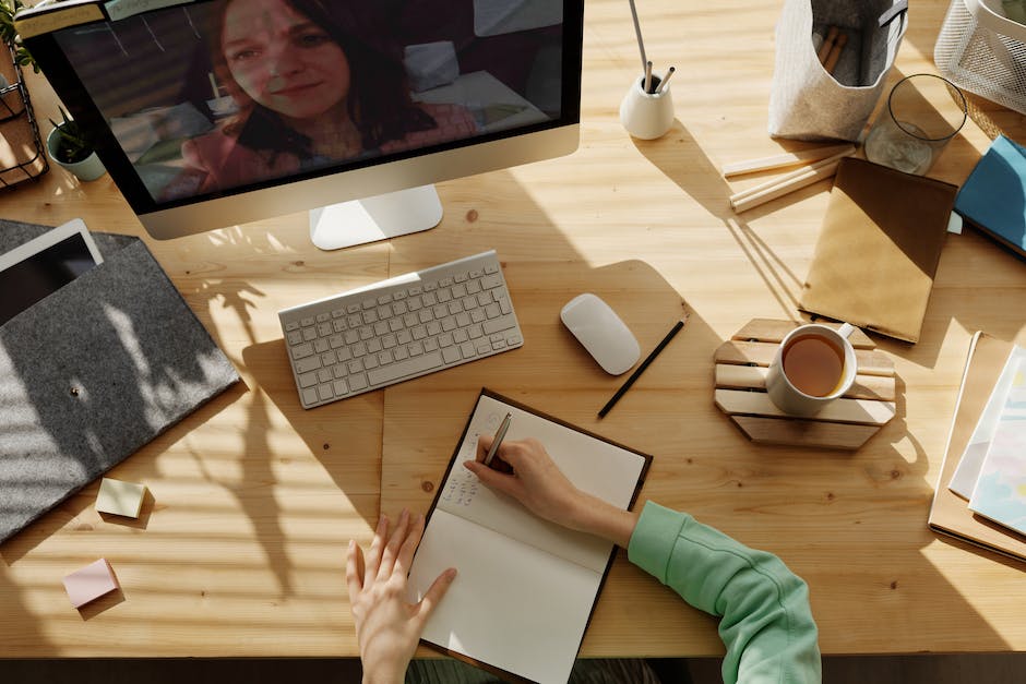 Laptop ohne Kabel neu aufladen